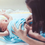 Umbigo do bebê: cuidado e higiene