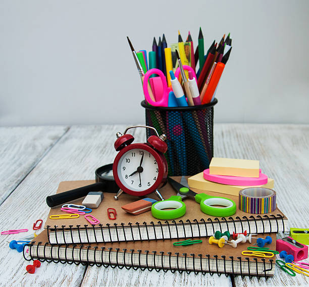 Faça você mesmo material escolar